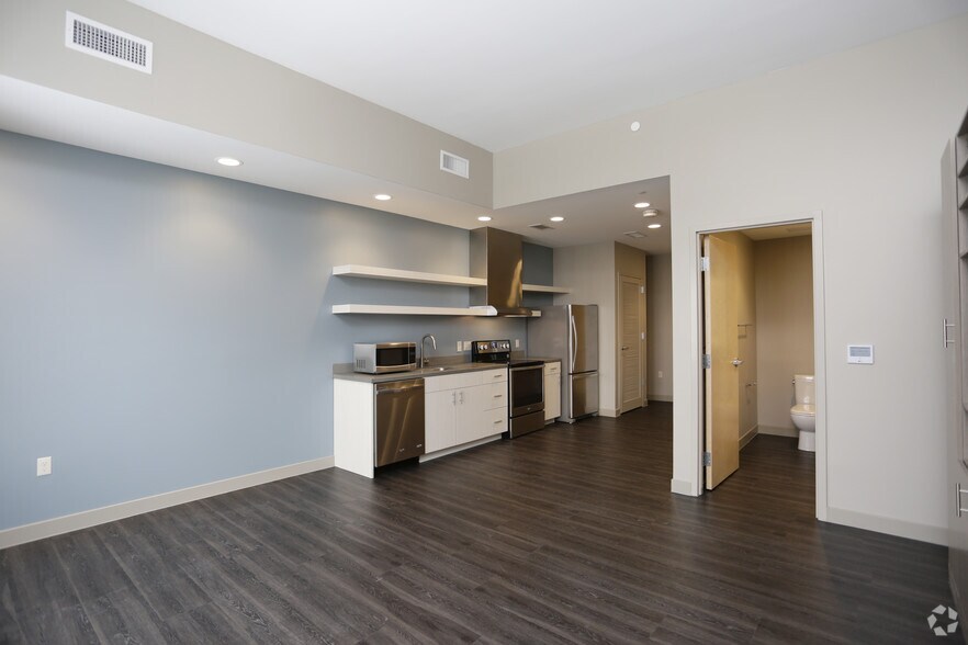 More Photos Of 415 Bridge St NW, Grand Rapids Apartments For Lease