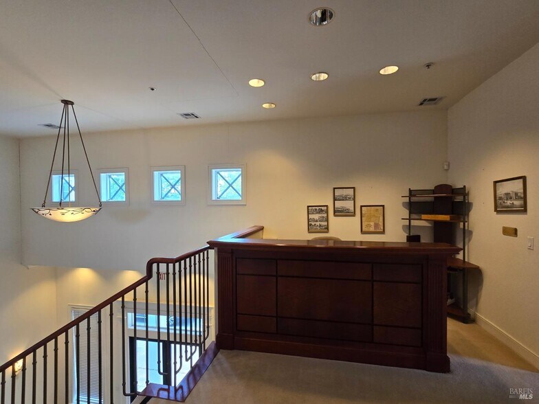 More Photos Of 710 Kellogg St, Suisun City Office Residential For Lease