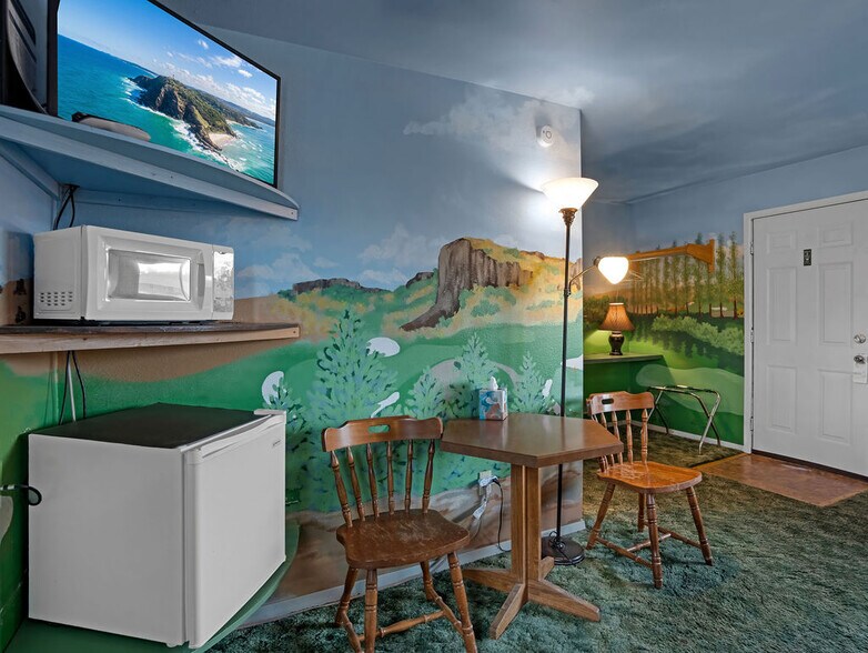 More Photos Of 609 E 1st Ave, Odessa Hospitality For Sale