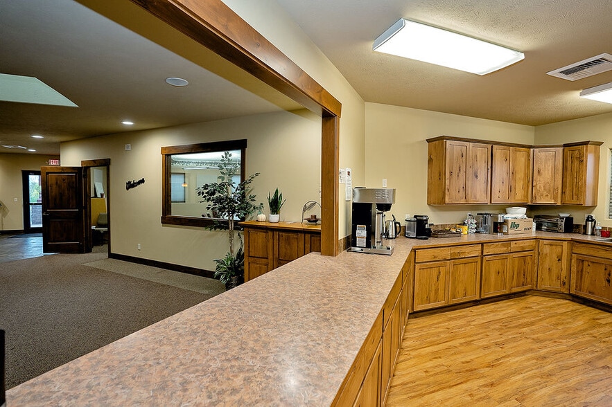 More Photos Of 6701 N Idaho Rd, Newman Lake Lodge Meeting Hall For Sale