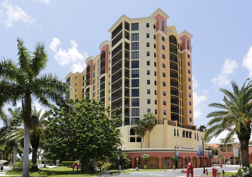 More Photos Of 5781 Cape Harbour Dr, Cape Coral Apartments For Lease