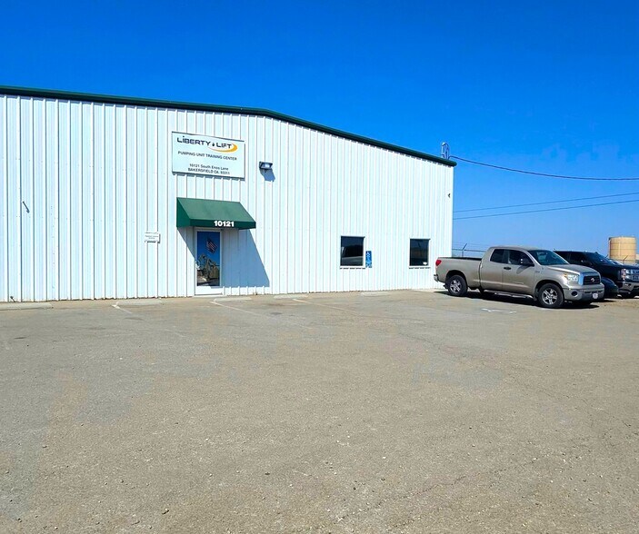More Photos Of 13547 BV Lake Ct, Bakersfield Warehouse For Sale