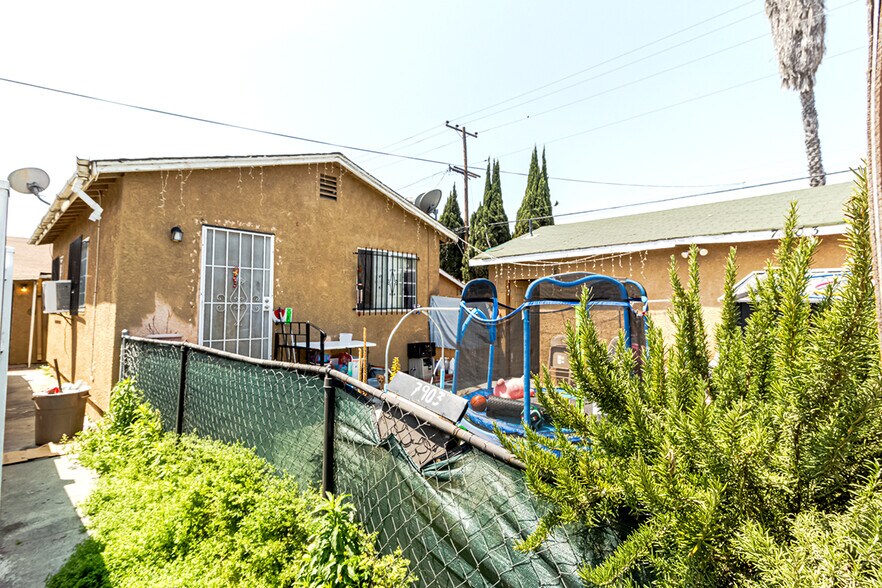 More Photos Of 7901 Eastern Ave, Bell Gardens Storefront Retail Residential For Sale