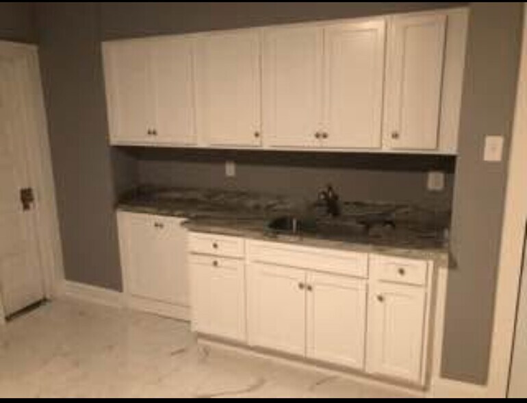 More Photos Of 259 Grove St, New Britain Apartments For Sale