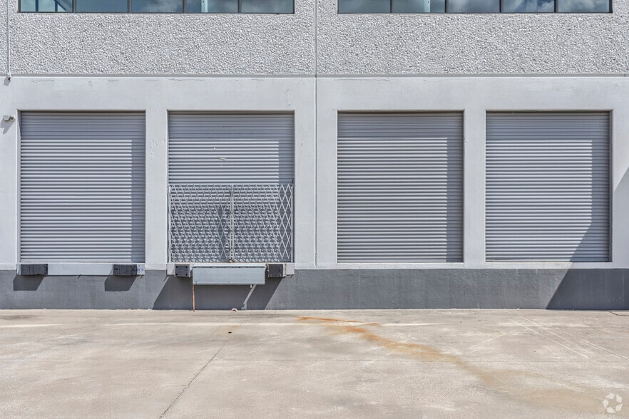 More Photos Of 754 Port America Pl, Grapevine Unknown For Lease