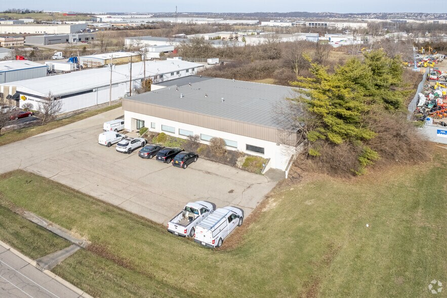 More Photos Of 4750 Ashley Dr, Hamilton Warehouse For Lease