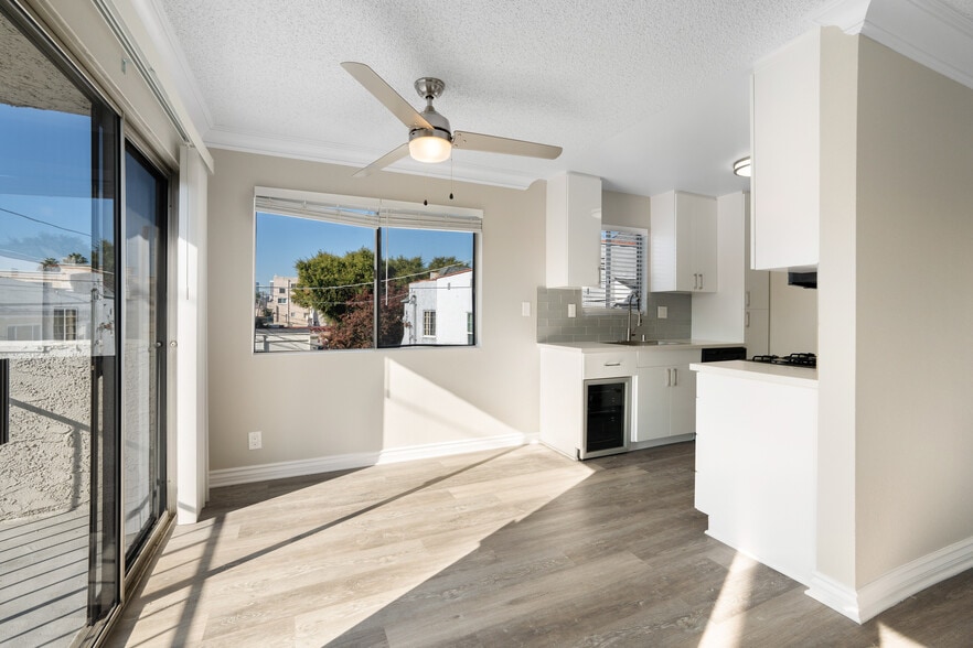 More Photos Of 8560 W Olympic Blvd, Los Angeles Apartments For Sale