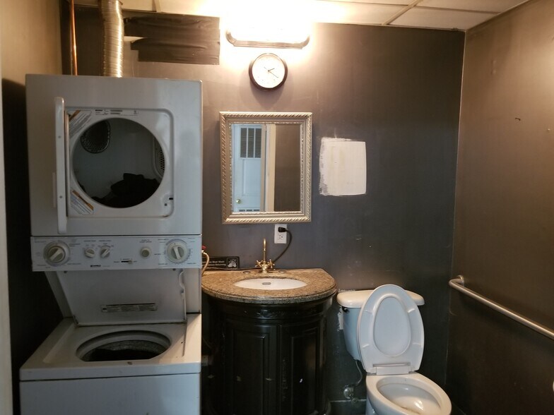 More Photos Of 4700 Stamp Rd, Marlow Heights General Retail For Lease