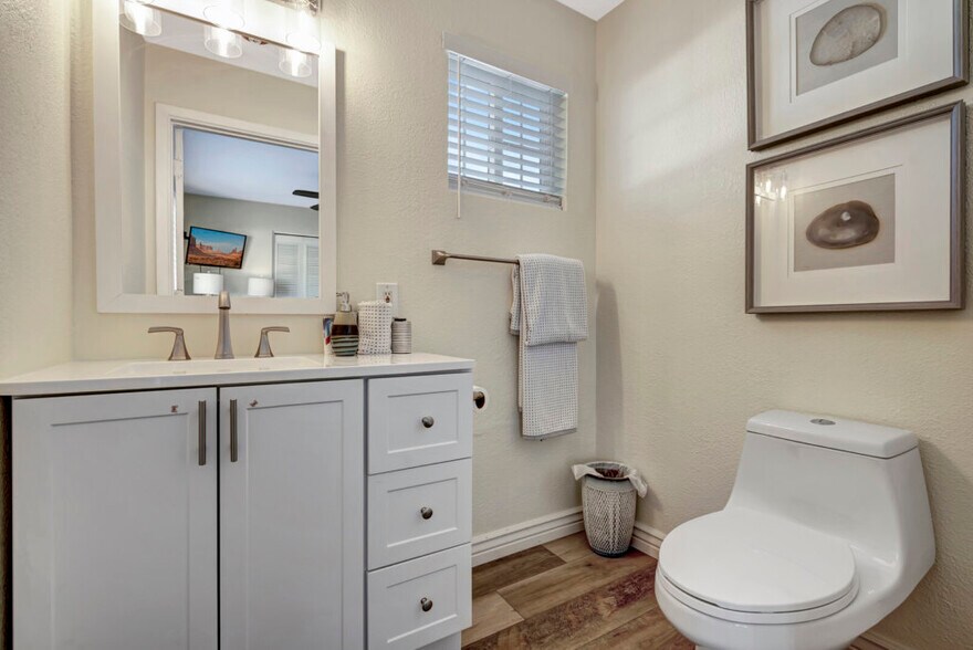 More Photos Of 15825 N 19th Pl, Phoenix Assisted Living For Sale