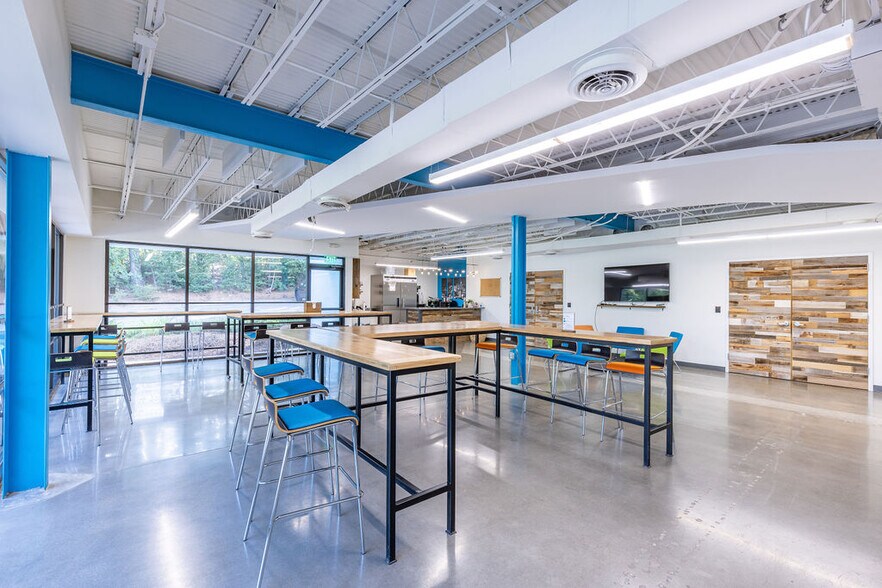 More Photos Of 2430 Herodian Way SE, Smyrna Coworking Space