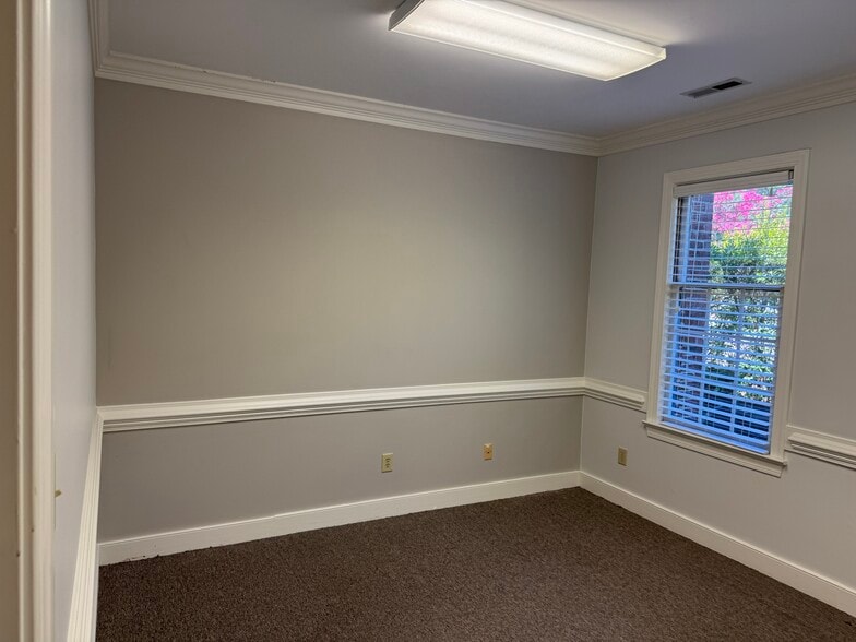 More Photos Of 4088-4094 Barrett Dr, Raleigh Office For Sale
