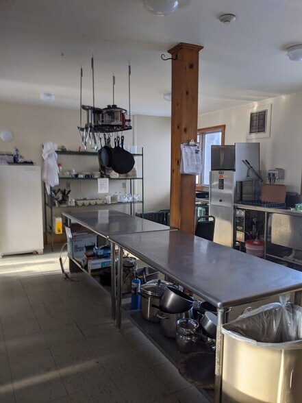 More Photos Of 275 Jenness Pond Rd, Northwood Hotel For Sale