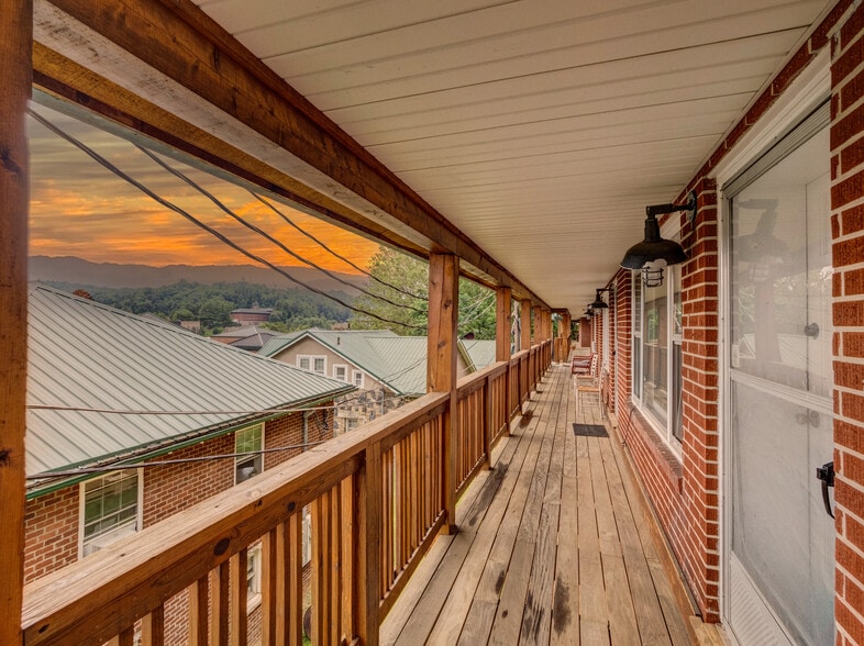More Photos Of 271 Wallace Cir, Boone Apartments For Sale