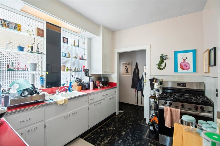More Photos Of 3241 Clement St, San Francisco Apartments For Sale