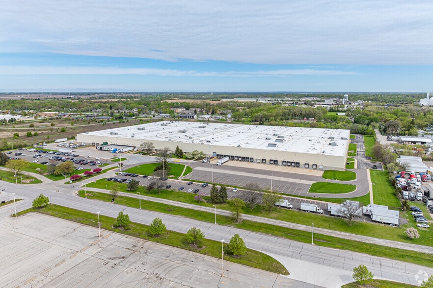 More Photos Of 2001 Baseline Rd, Montgomery Distribution For Lease