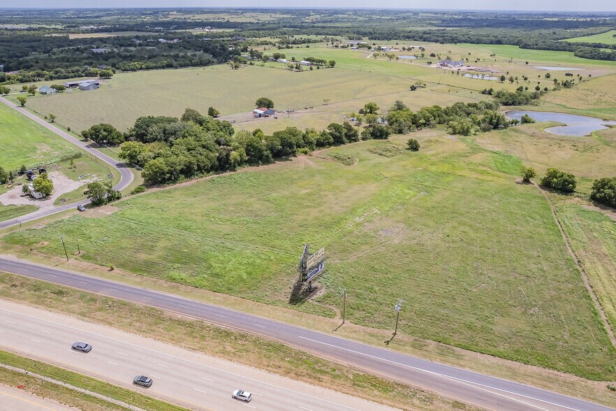 More Photos Of 1601 N Interstate 45, Palmer Land For Sale