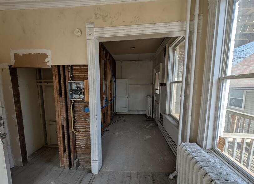 More Photos Of 601-609 NE Perry Ave, Peoria Apartments For Sale