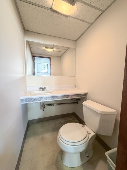 More Photos Of 510 Central Ave, Dunkirk Office For Sale