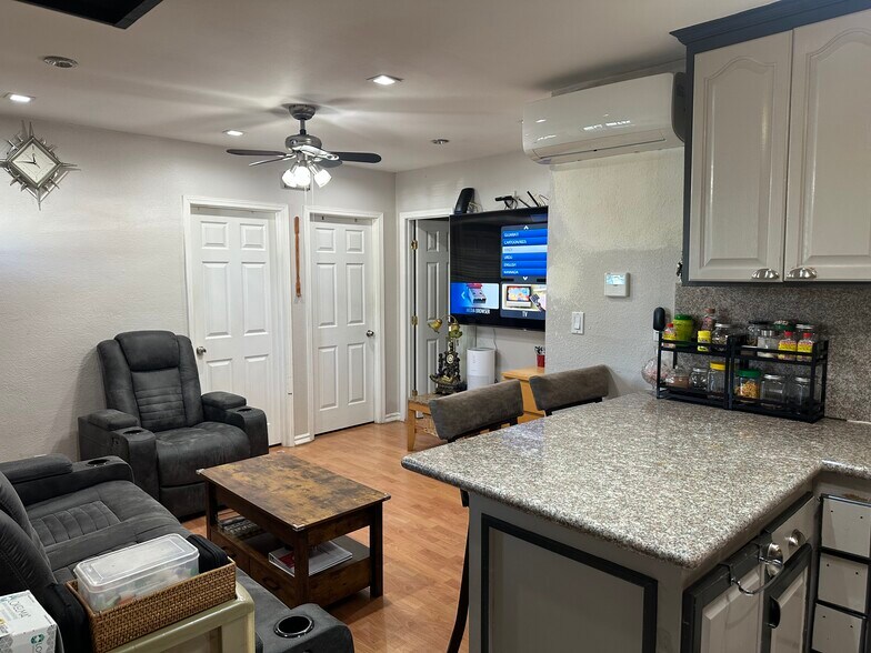 More Photos Of 5850 W Olympic Blvd, Los Angeles Hotel For Sale