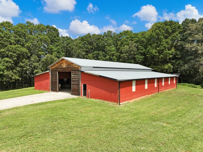 More Photos Of 541 Holiness Campground Rd, Cleveland Contractor Storage Yard For Sale