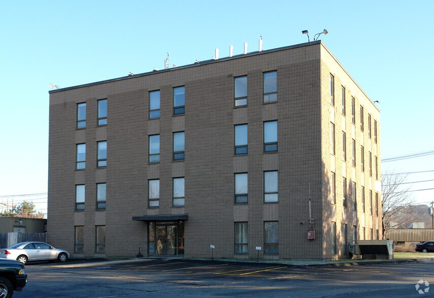 More Photos Of 36 Commerce Way, Woburn Office For Lease