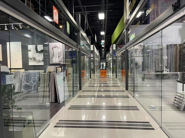 More Photos Of 7250 Keele St, Vaughan General Retail For Sale