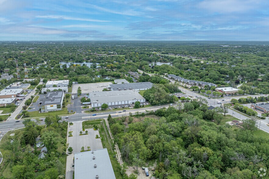 More Photos Of 8245 S Lemont Rd, Darien Warehouse For Sale