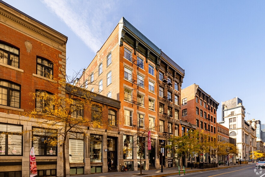 More Photos Of 110-112 Rue McGill, Montréal Apartments For Sale