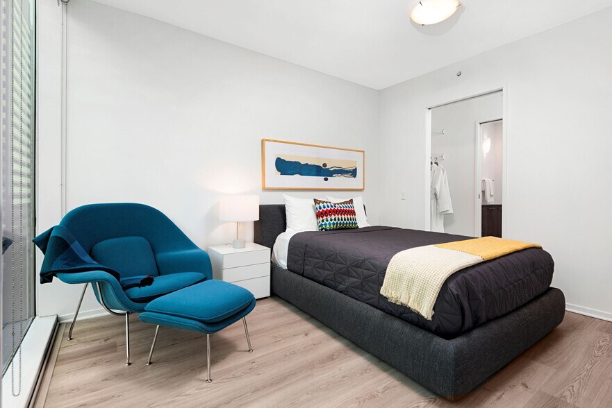 More Photos Of 220 E Illinois St, Chicago Apartments For Lease