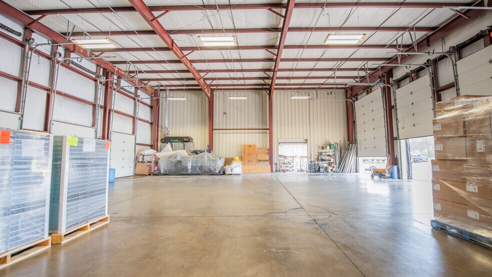 More Photos Of 4335 Paradise Rd, Watsontown Warehouse For Sale