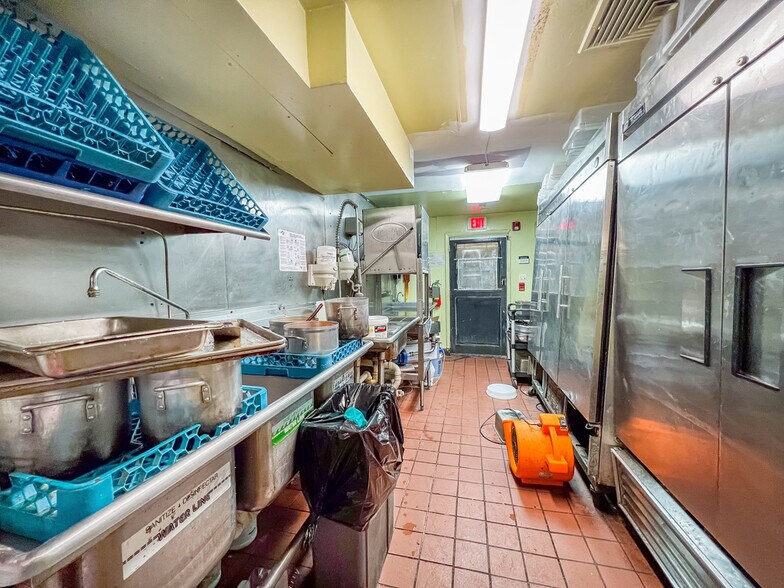 More Photos Of 100 W Maple Ave, Langhorne Restaurant For Sale