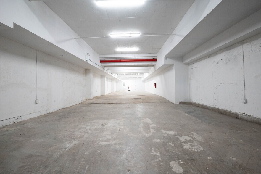 More Photos Of 25 Great Jones St, New York Apartments For Lease