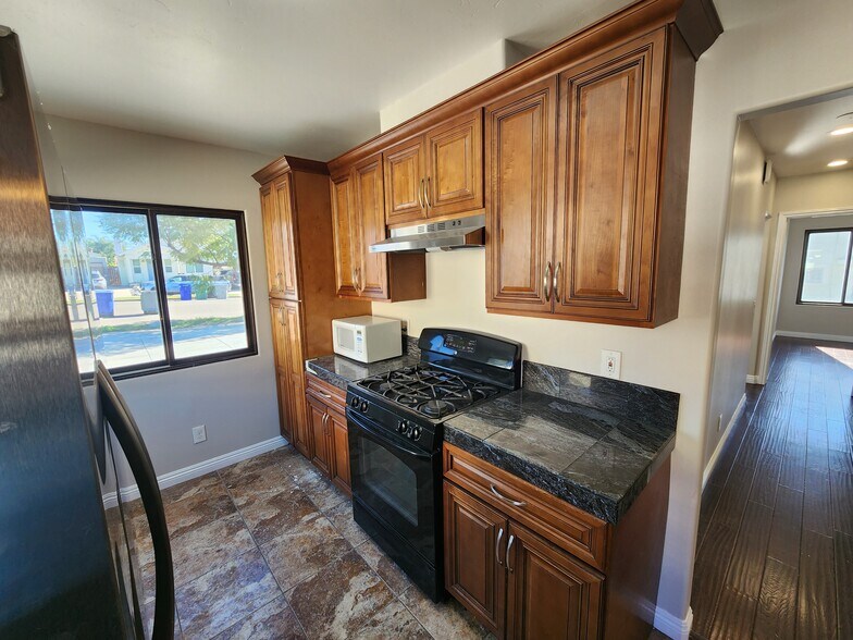 More Photos Of 3448 Cherokee Ave, San Diego Apartments For Sale