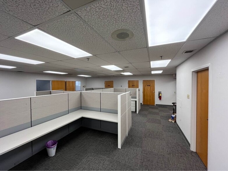 More Photos Of 446-450 Union Blvd, Allentown Medical For Lease