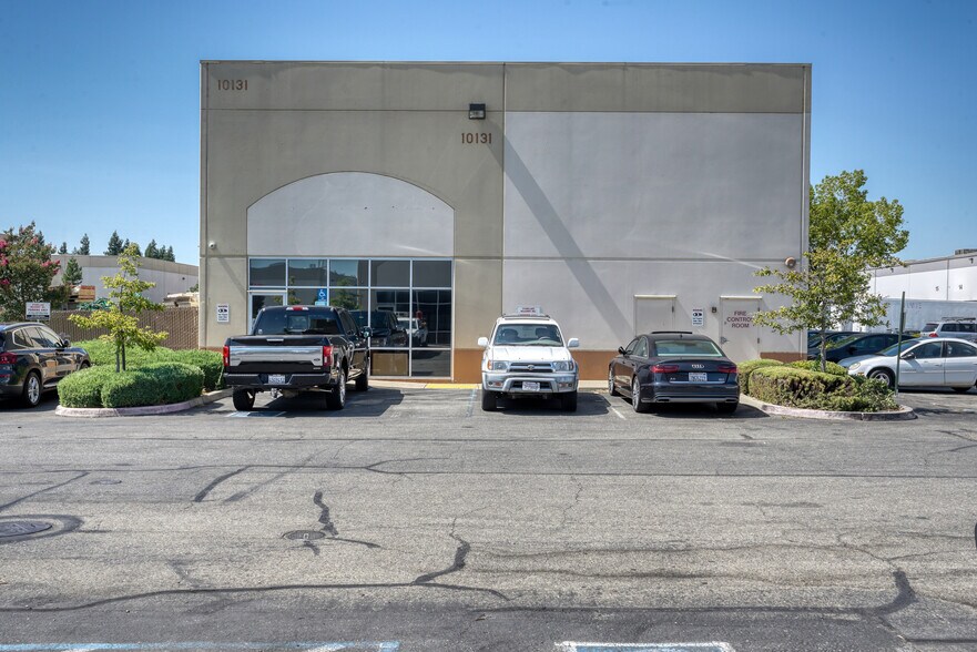 More Photos Of 10131 Iron Rock Way, Elk Grove Manufacturing For Lease