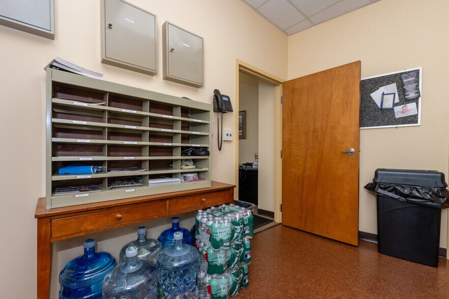 More Photos Of 136 Tremont St, Boston General Retail For Sale