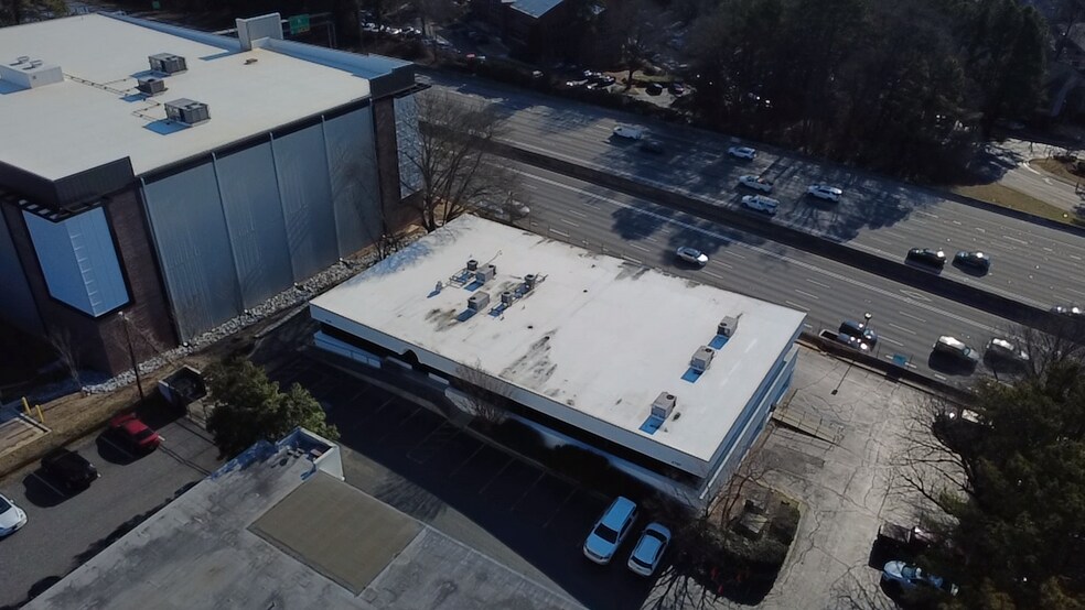 More Photos Of 2707 Buford Hwy, Atlanta Office For Sale