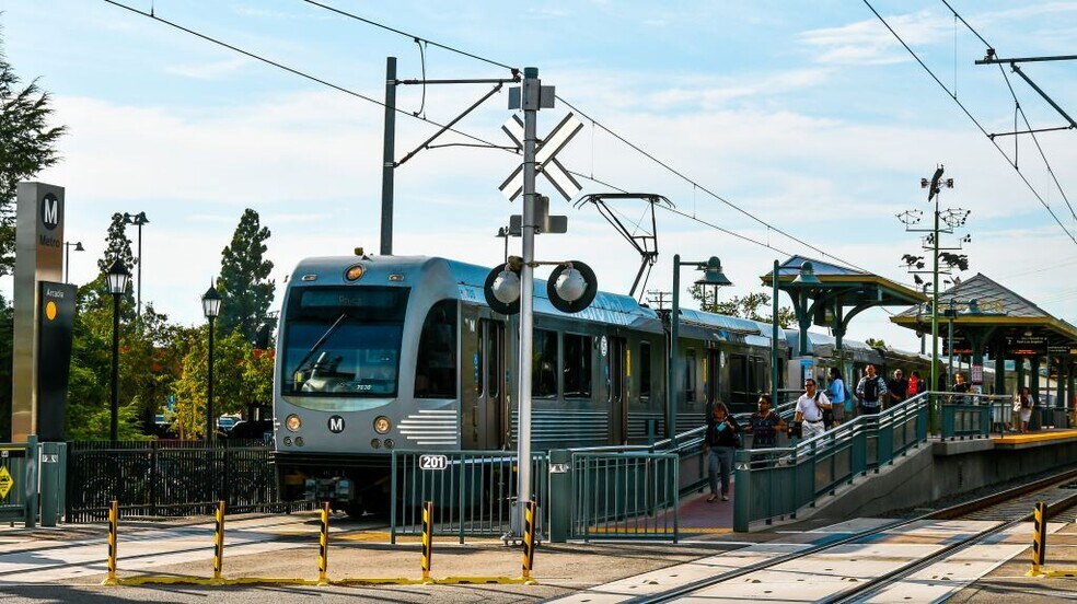 More Photos Of 57 Wheeler Ave, Arcadia Apartments For Lease