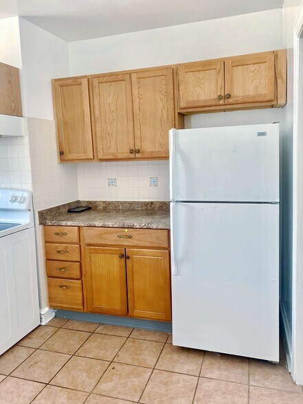 More Photos Of 5620 N Western Ave, Chicago Storefront Retail Residential For Sale