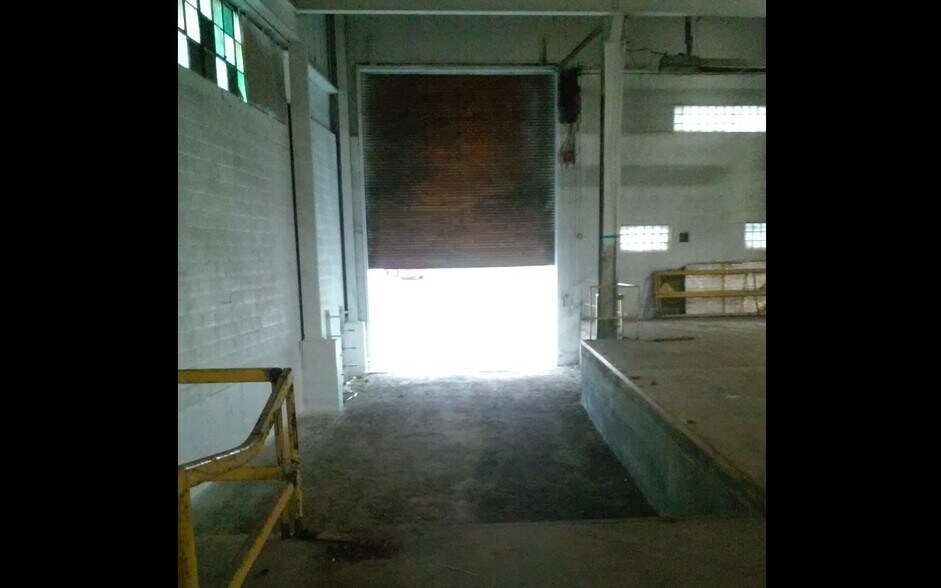 More Photos Of 315 W Mill St, Beaver Dam Manufacturing For Lease