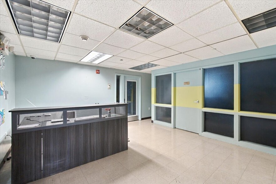More Photos Of 301 Obetz Rd, Columbus Specialty For Sale