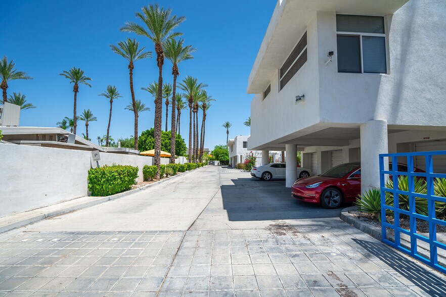 More Photos Of 67590 Jones Rd, Cathedral City Hotel For Sale