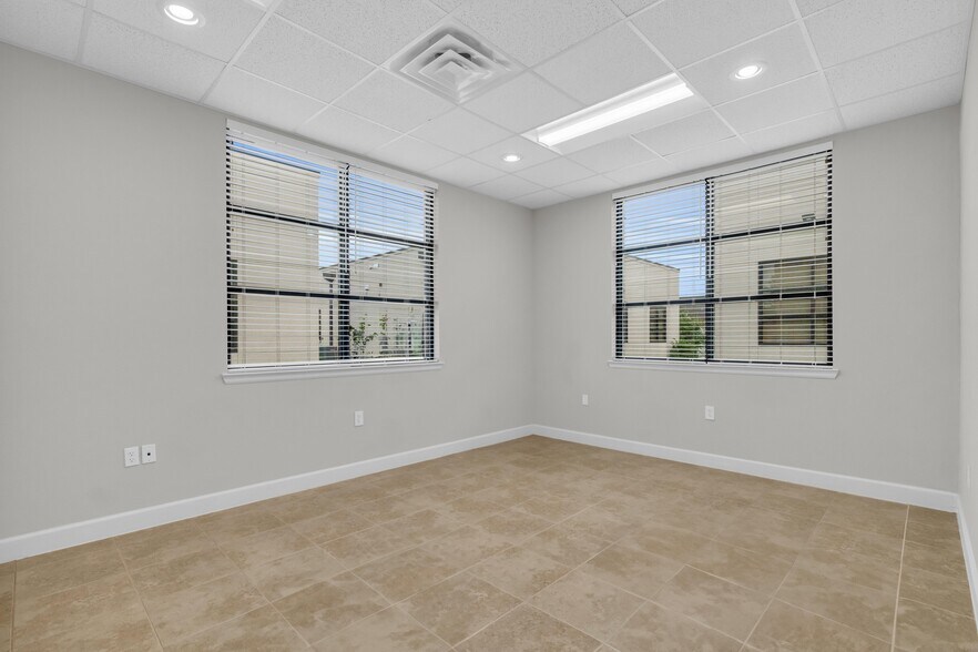 More Photos Of 8118 Fry Rd, Cypress Medical For Lease