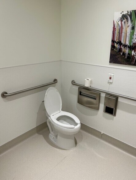 More Photos Of 1100 Ward Ave, Honolulu Medical For Lease