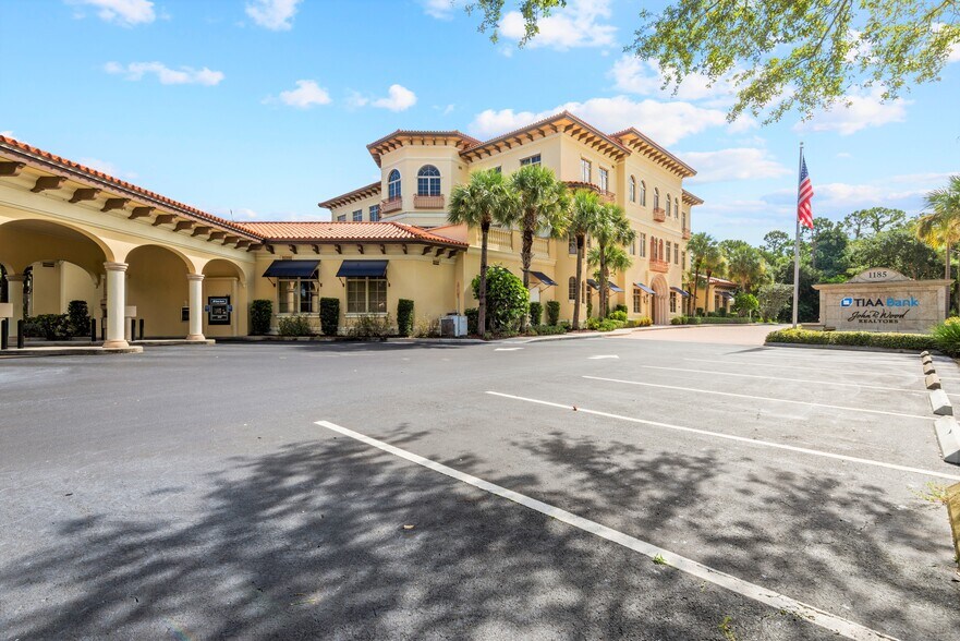 More Photos Of 1185 Immokalee Rd, Naples Office For Lease