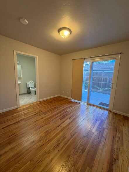 More Photos Of 1874 Villa St, Mountain View Office Residential For Lease