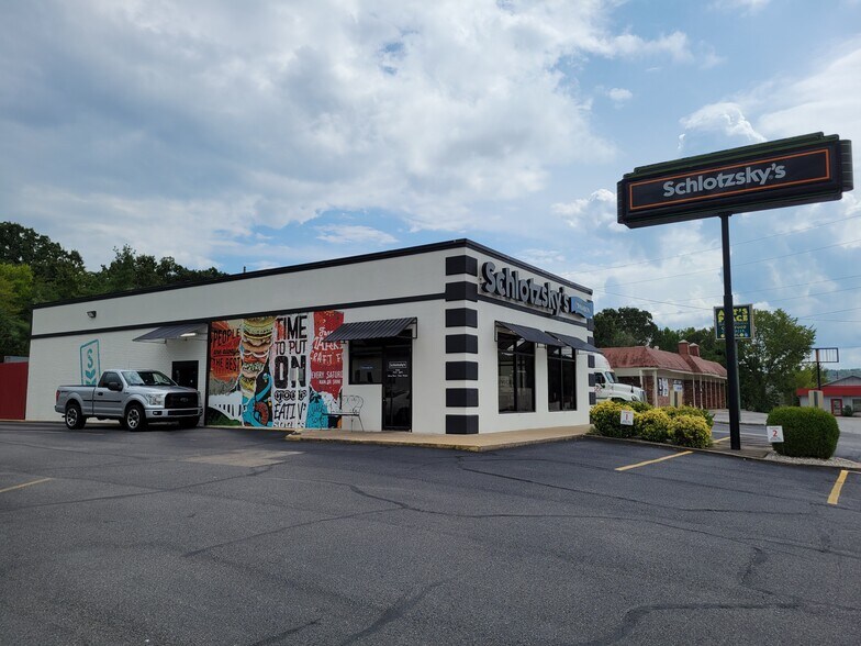 More Photos Of 2548 N College Ave, Fayetteville Restaurant For Sale