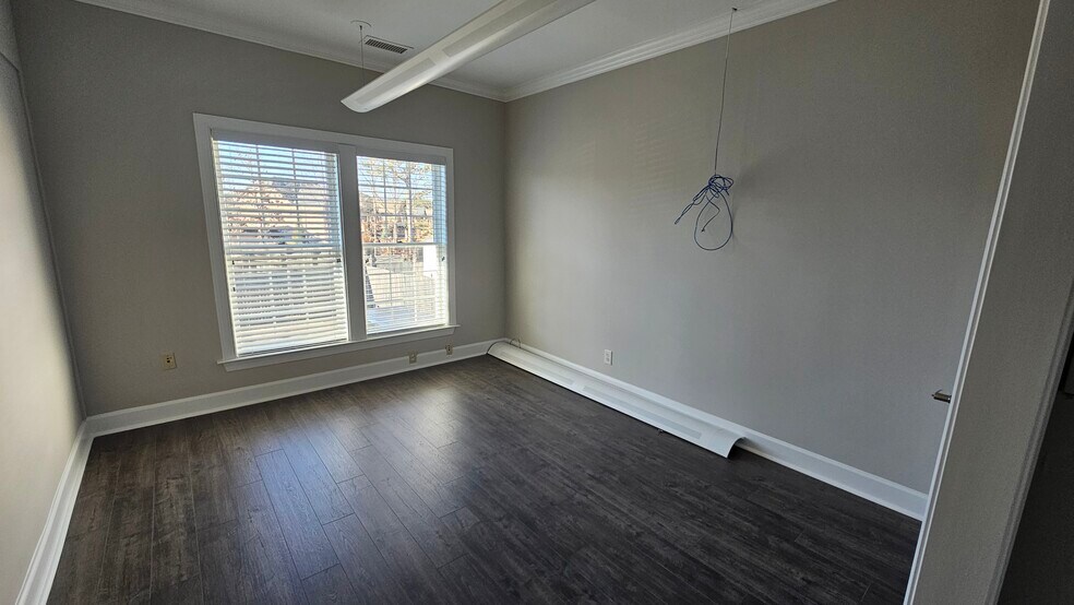 More Photos Of 1830 Peachtree Pky, Cumming Medical For Sale