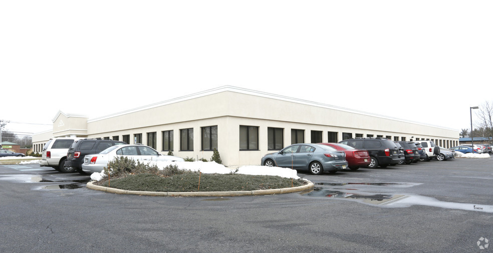 Primary Photo Of 3625 Quakerbridge Rd, Hamilton Medical For Lease