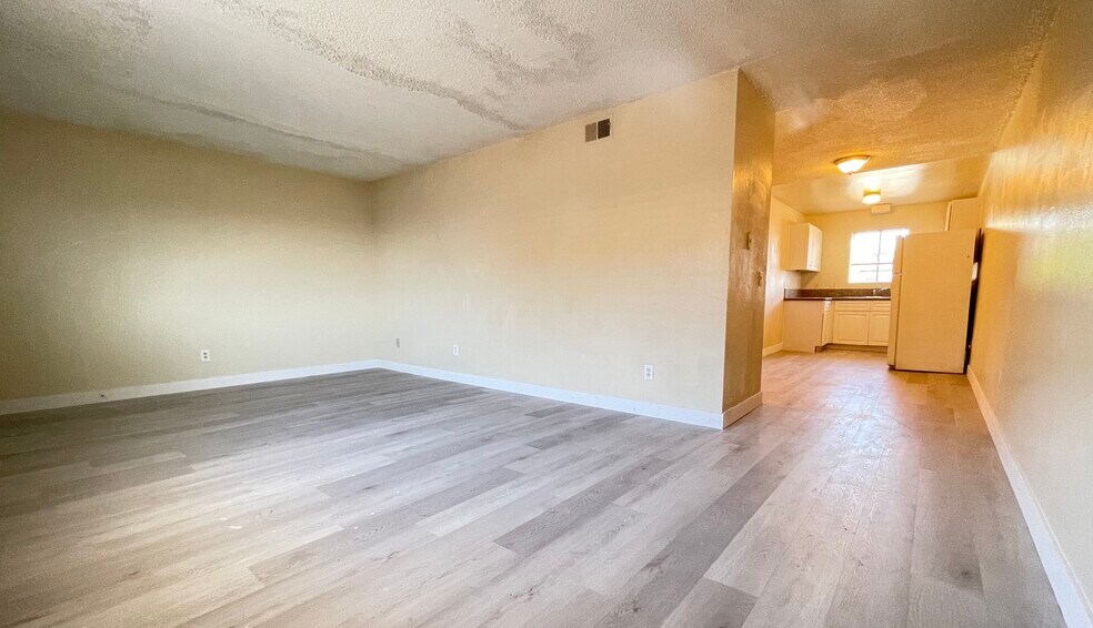 More Photos Of 1709 Fairfield Ave, Las Vegas Apartments For Sale